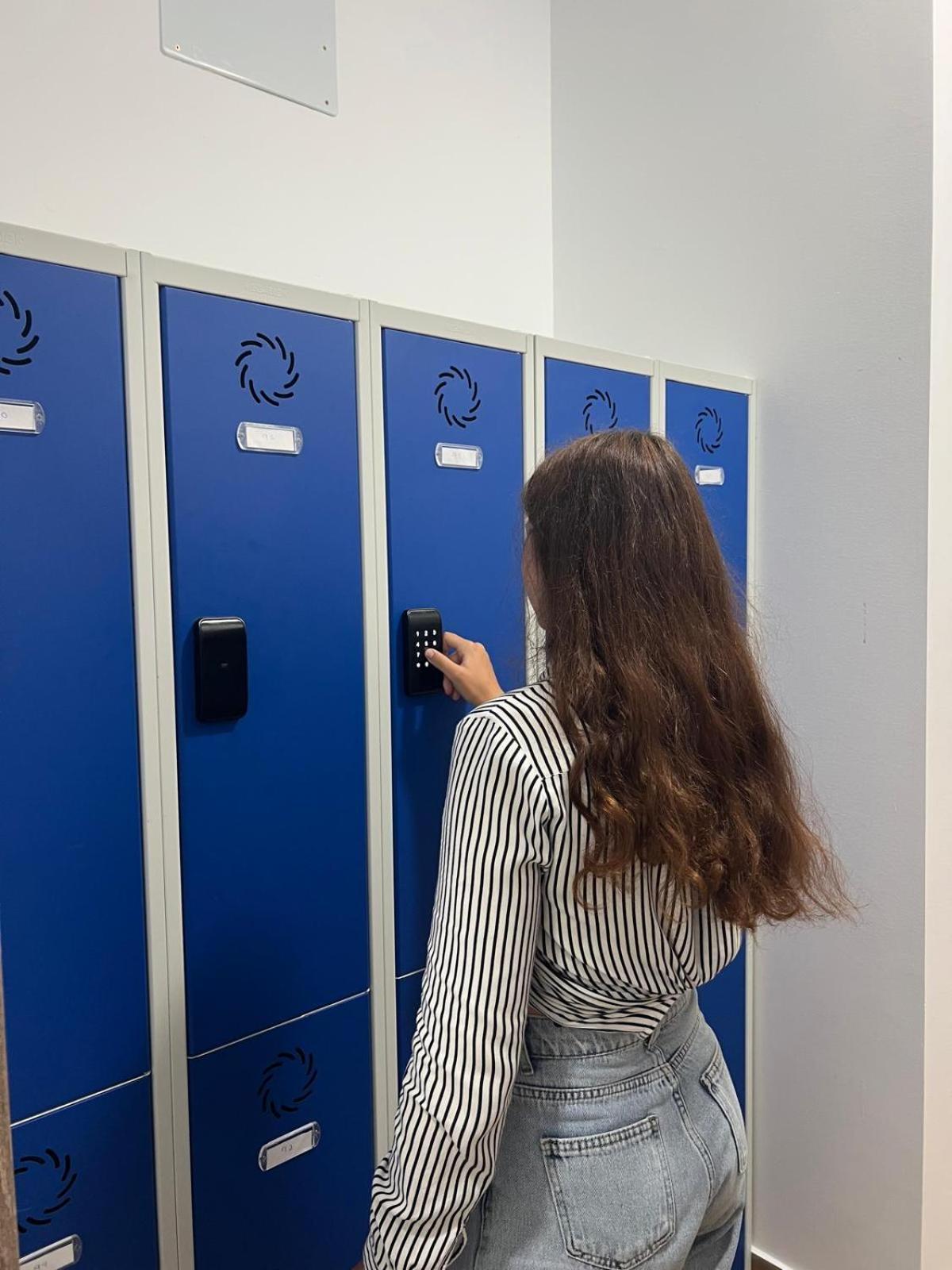 Beach & Arts Hostel バレンシア エクステリア 写真